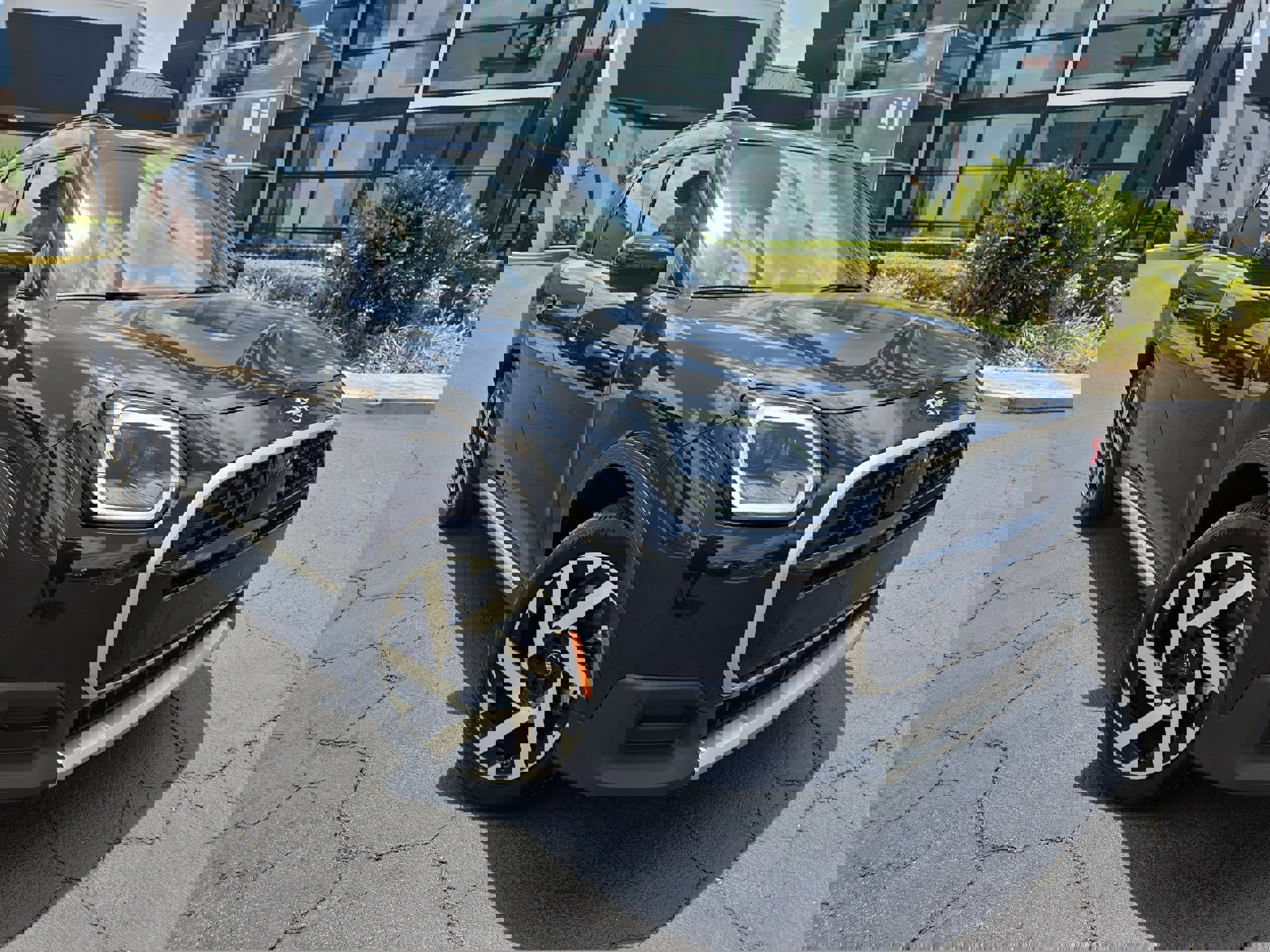 Used 2025 MINI Cooper Countryman S w/ Comfort Package Max image 29