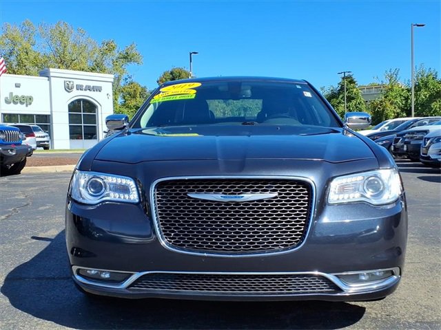 Certified 2019 Chrysler 300 Limited image 8