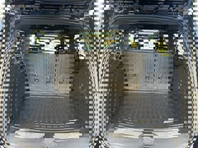 New 2026 GMC Yukon XL Denali w/ Denali Reserve Package image 9