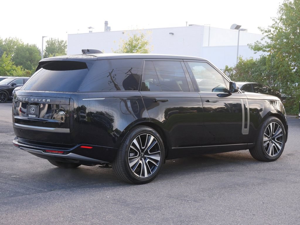 Used 2023 Land Rover Range Rover SE AWD/4WD image 6