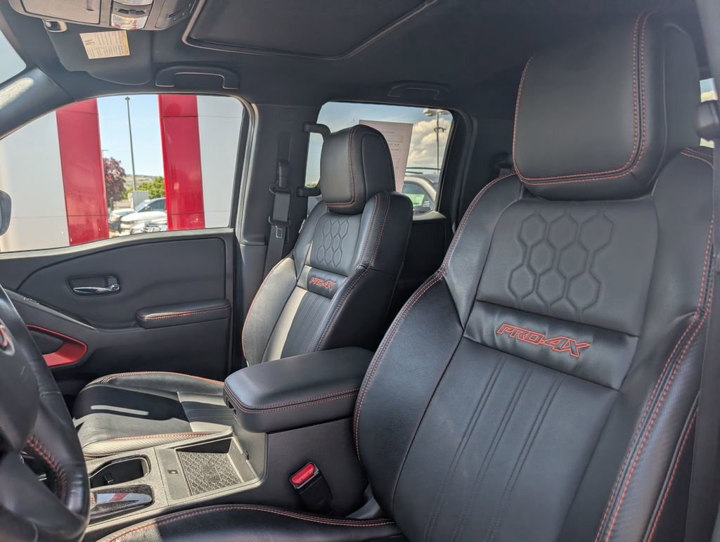 Used 2023 Nissan Frontier PRO-4X w/ Pro-4X Premium Package AWD/4WD image 7