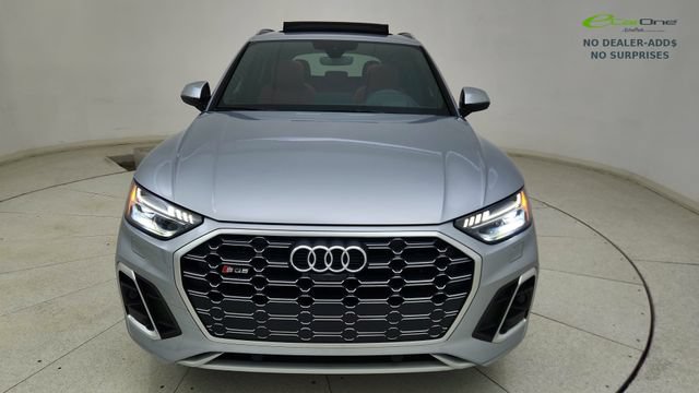 Used 2025 Audi SQ5 Prestige AWD/4WD image 13