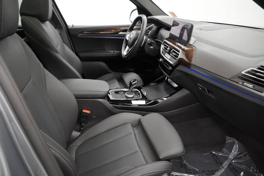 Used 2024 BMW X3 xDrive30i w/ Premium Package w/ZPA AWD/4WD image 32