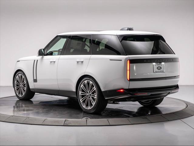 New 2026 Land Rover Range Rover SE AWD/4WD image 3