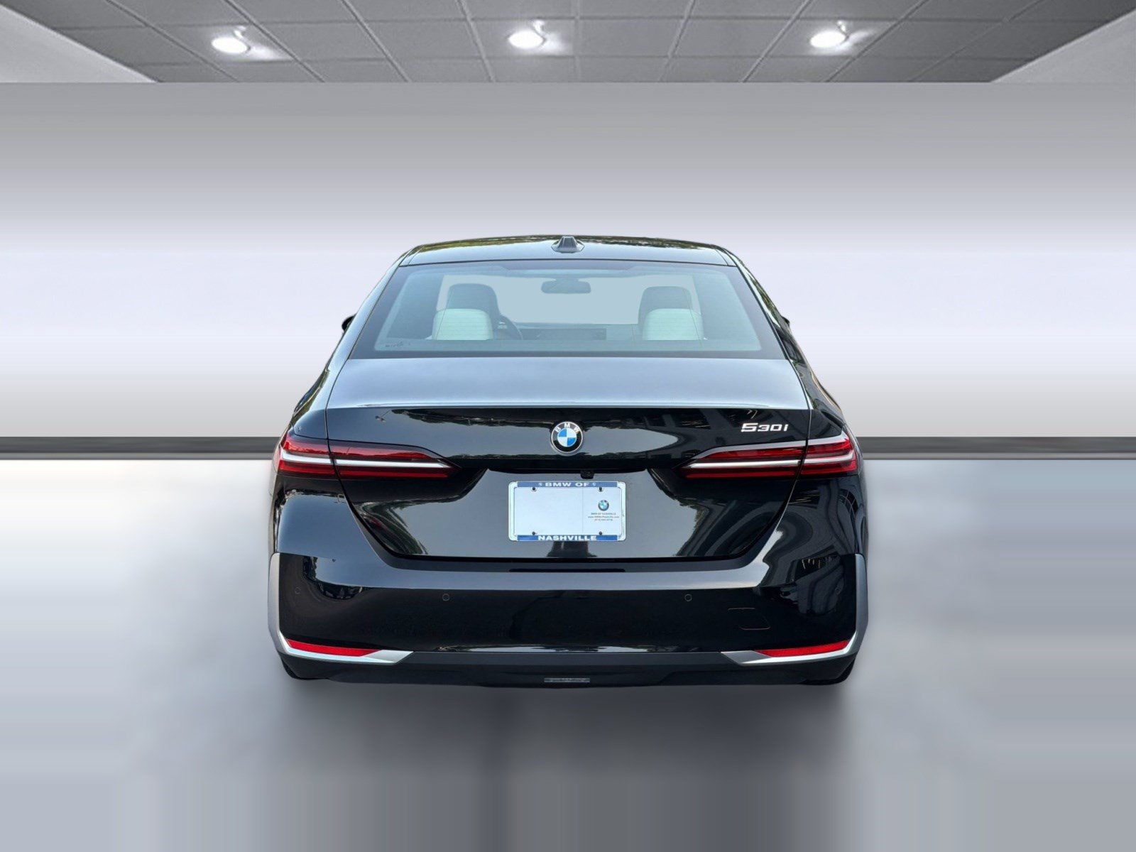 Used 2024 BMW 530i w/ Premium Package RWD image 9