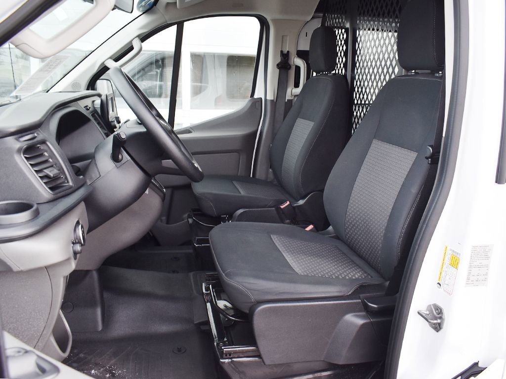 Used 2024 Ford Transit 250 Low Roof w/ Exterior Upgrade Package RWD image 5