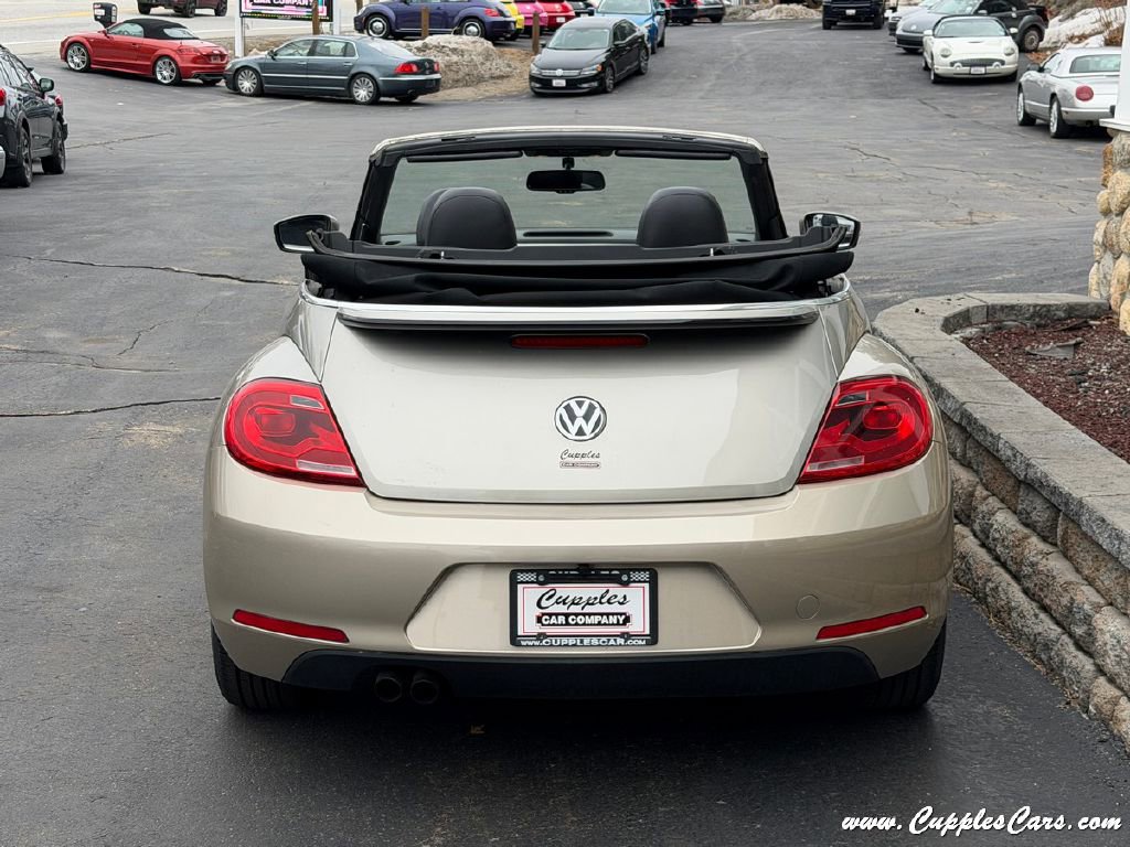 Used 2015 Volkswagen Beetle 1.8T FWD image 11
