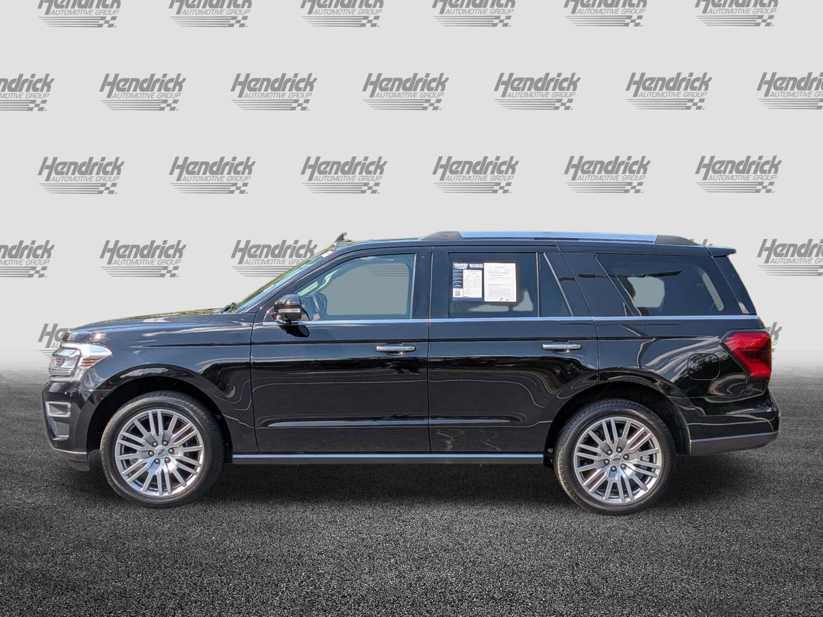 Used 2024 Ford Expedition Limited AWD/4WD image 7