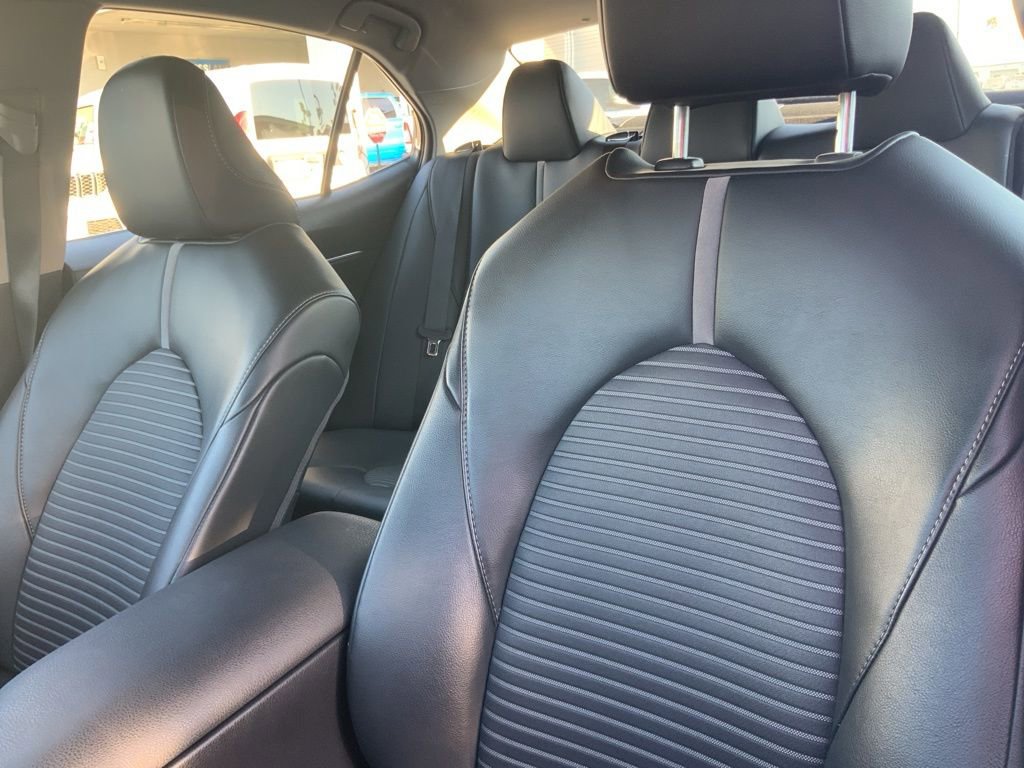 Used 2024 Toyota Camry SE w/ Cold Weather Package image 13