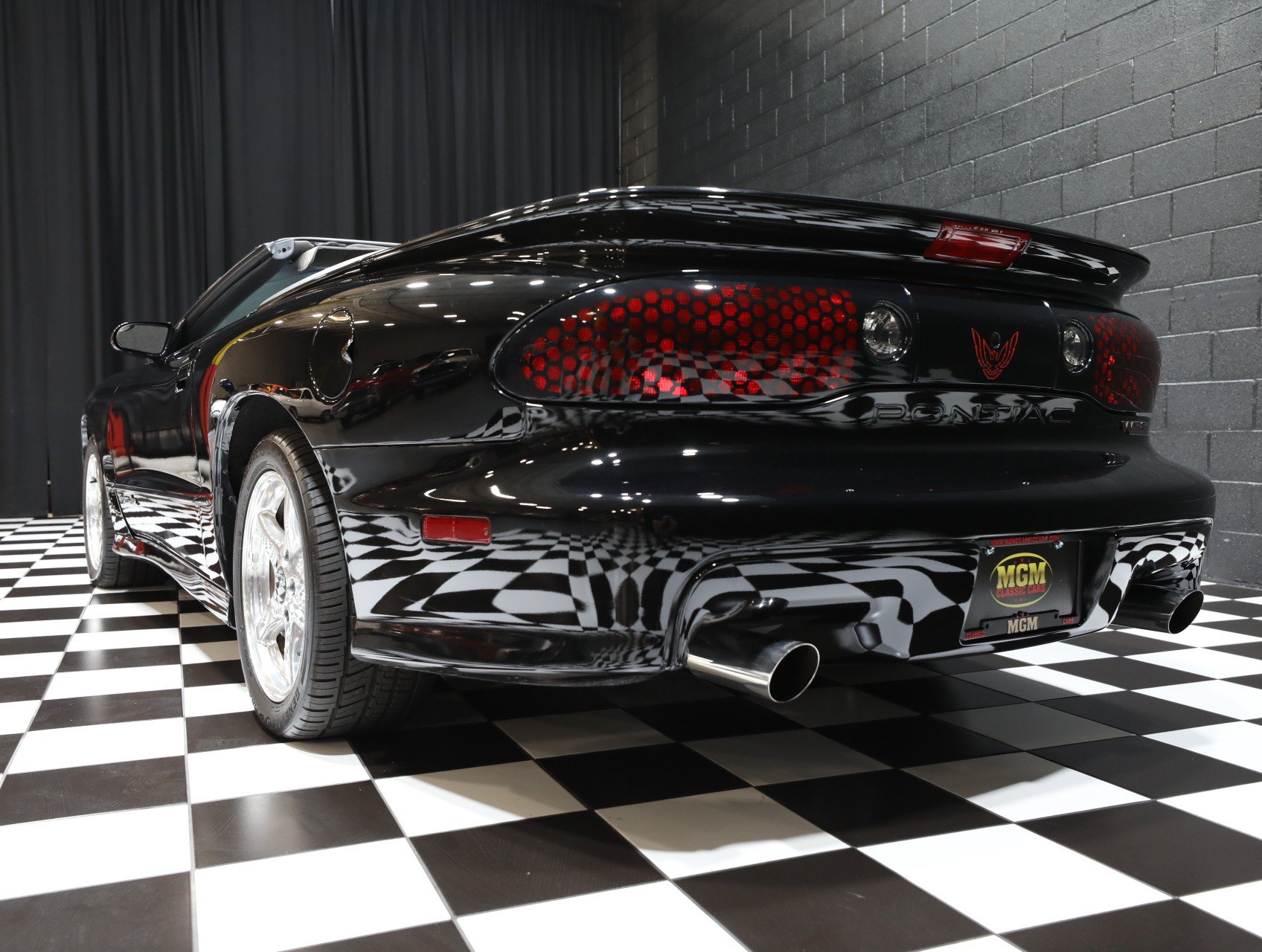 Used 1999 Pontiac Firebird Trans Am RWD image 33