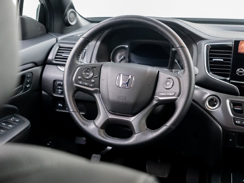 Used 2024 Honda Passport EX-L image 13