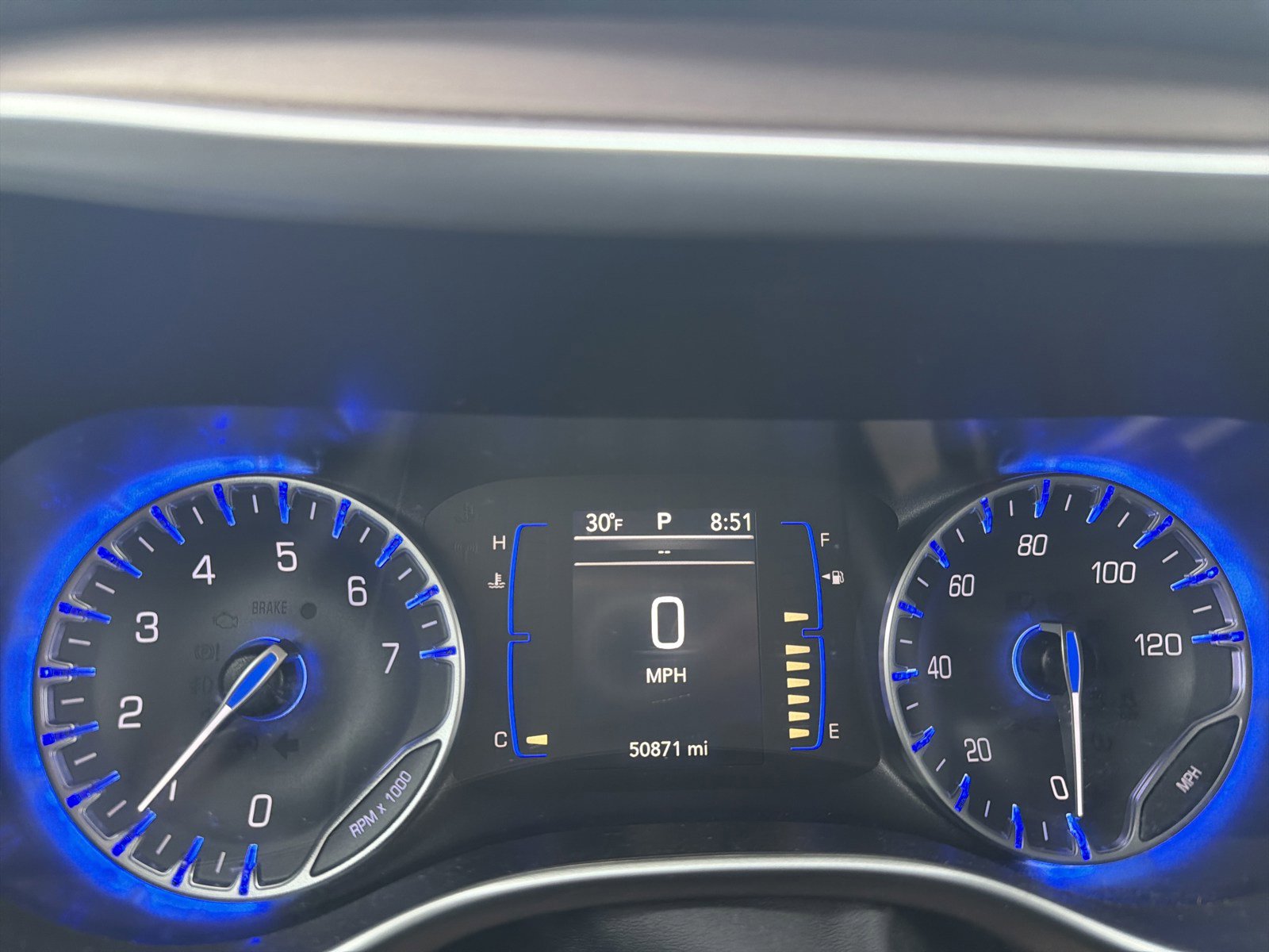 Used 2019 Chrysler Pacifica Touring-L image 12