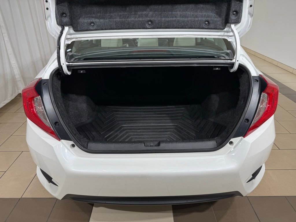 Used 2018 Honda Civic EX image 11