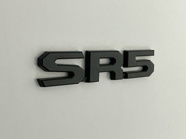 Used 2025 Toyota 4Runner SR5 AWD/4WD image 28
