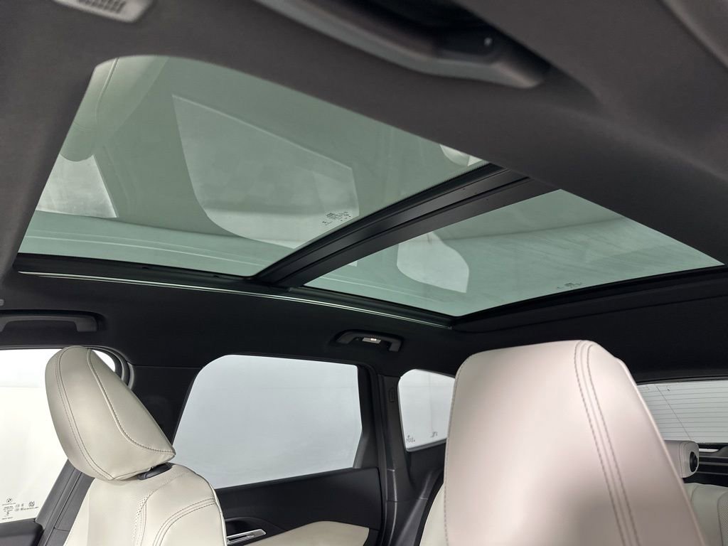 New 2026 BMW X1 xDrive28i w/ Technology Package image 10