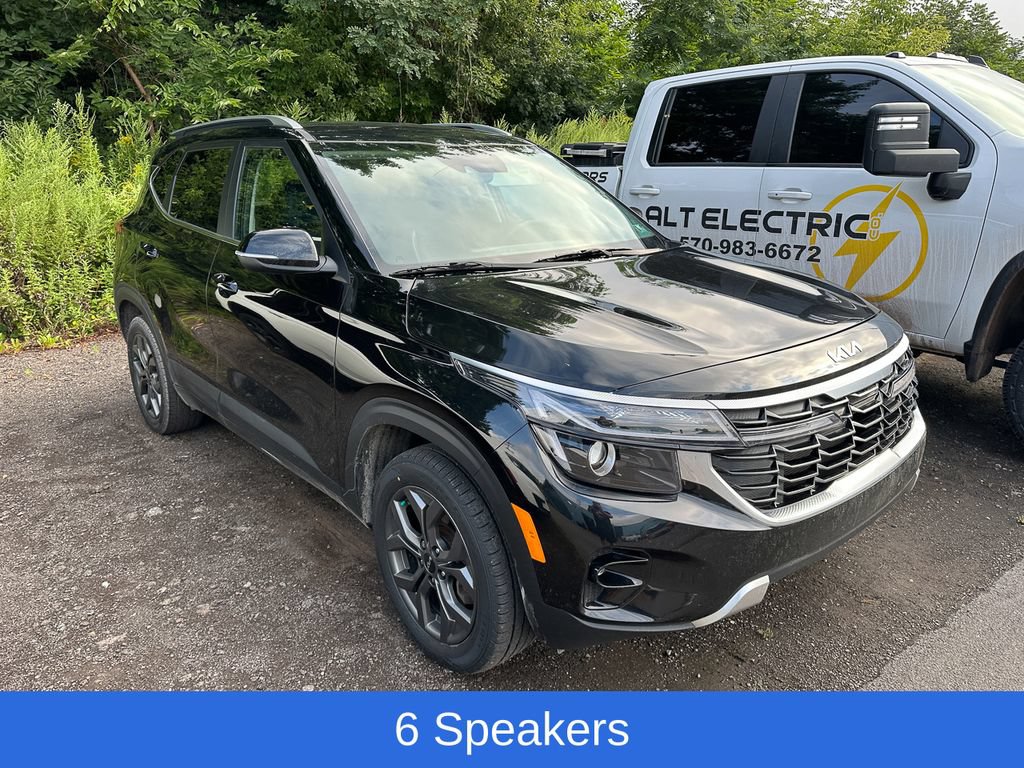 Used 2024 Kia Seltos S AWD/4WD image 2