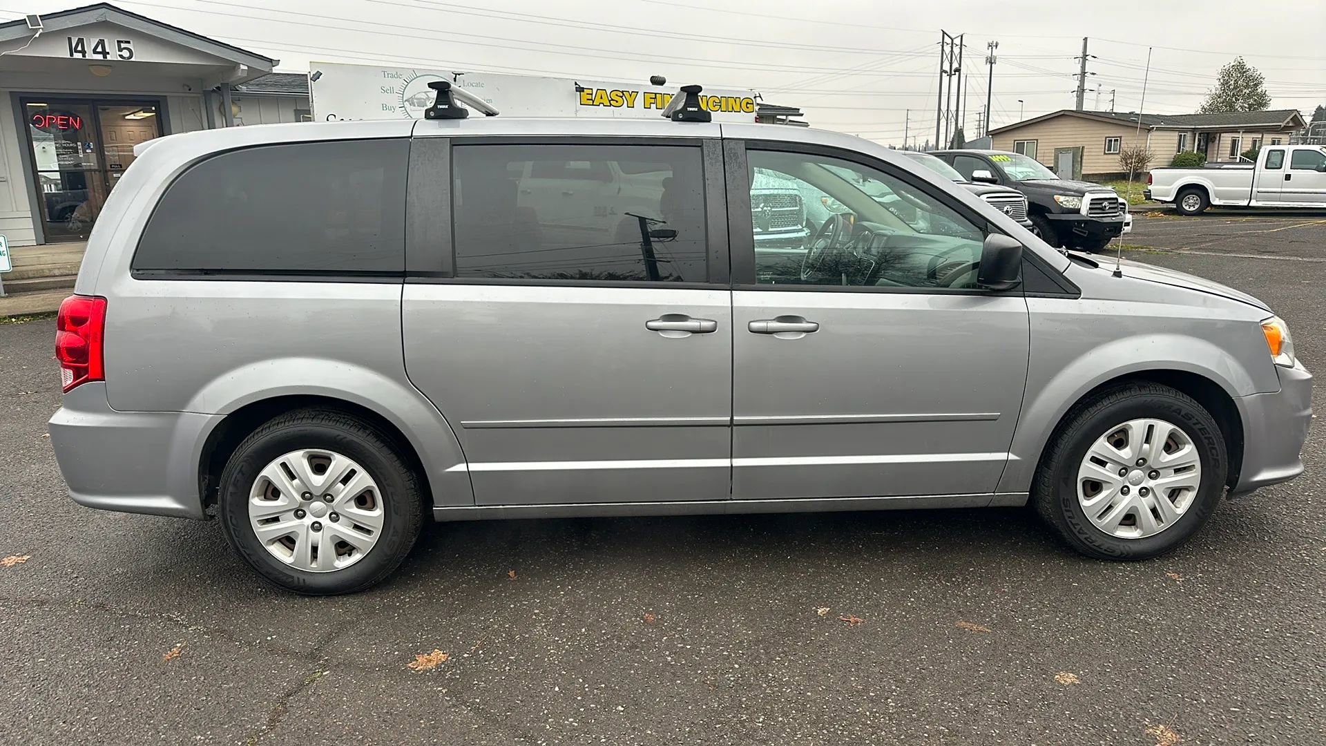 Used 2015 Dodge Grand Caravan SE w/ Quick Order Package 29E SE image 7