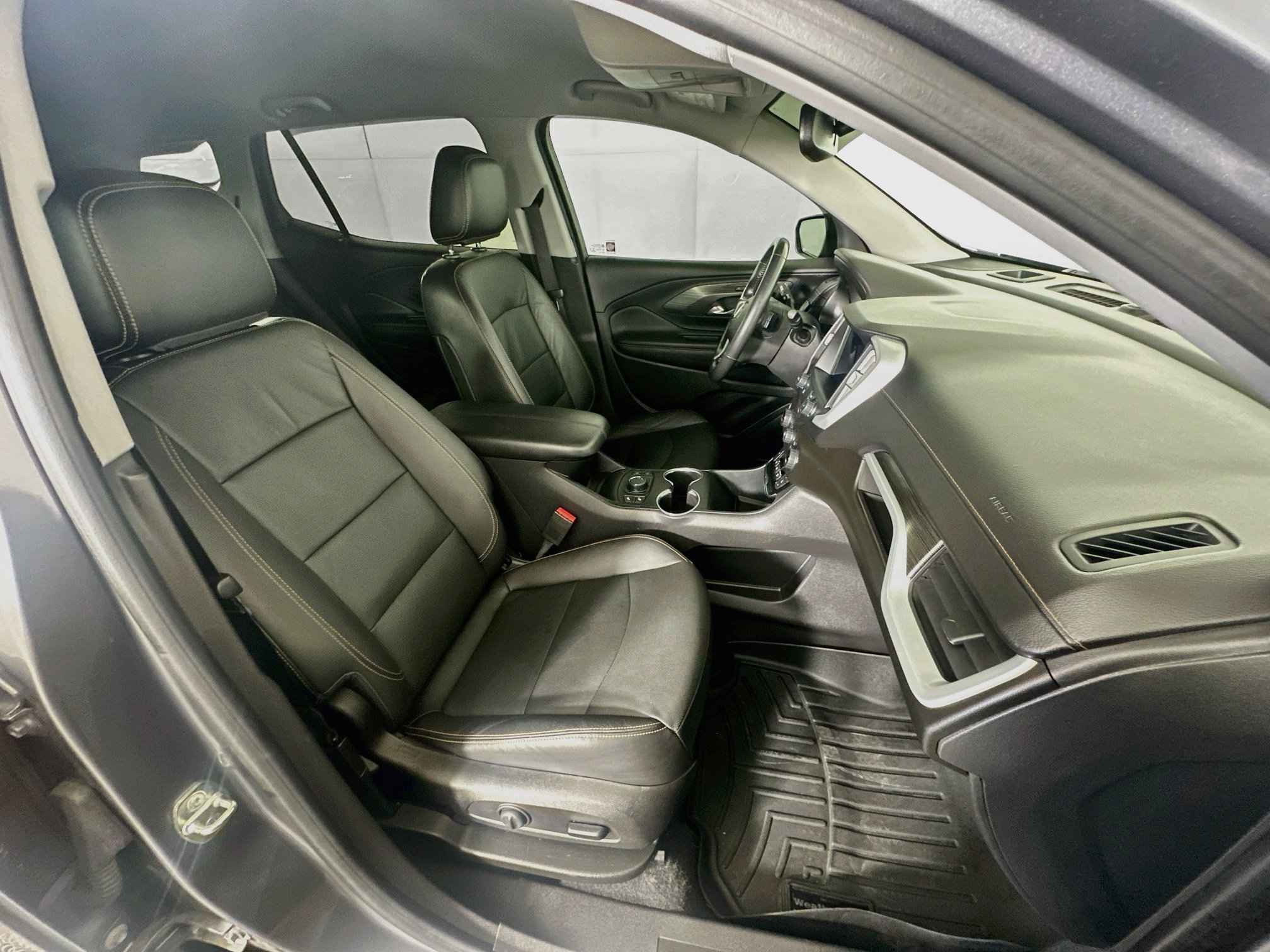 Used 2021 GMC Terrain SLT FWD image 30