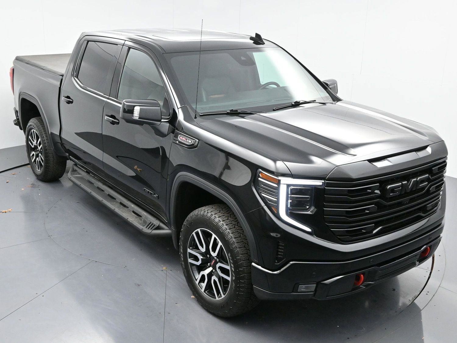 Used 2024 GMC Sierra 1500 AT4 w/ Technology Package image 39