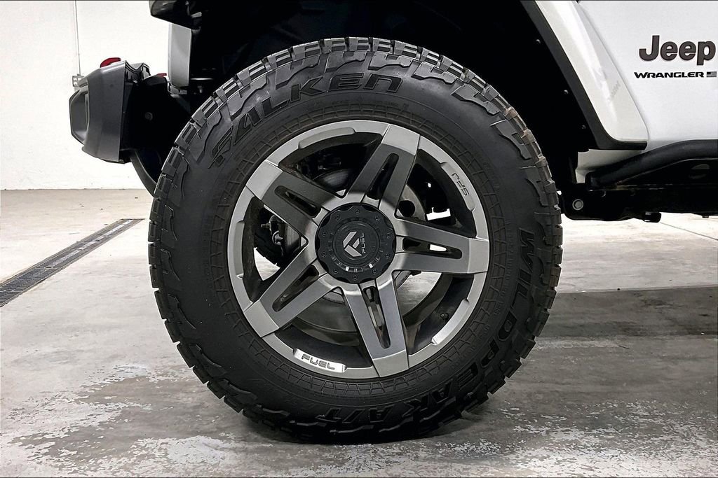 Used 2023 Jeep Wrangler Unlimited Rubicon w/ LED Lighting Group image 11
