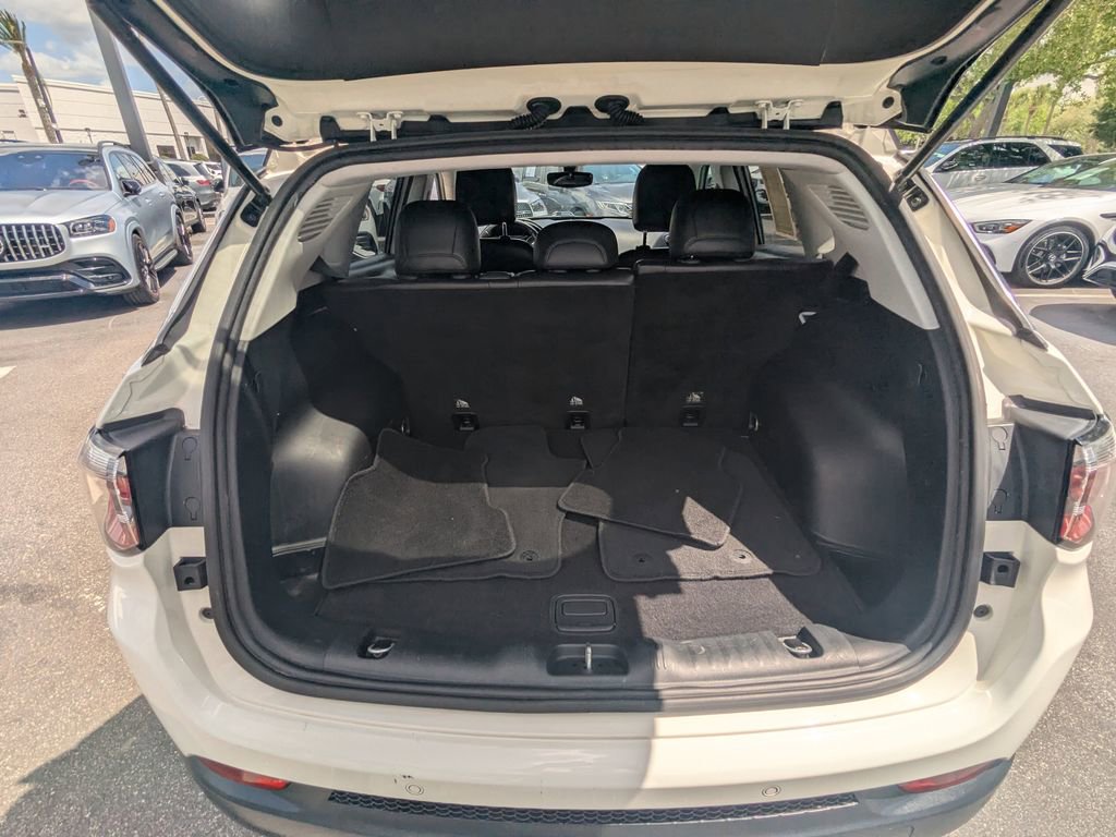 Used 2018 Jeep Compass Limited w/ Navigation Group image 26