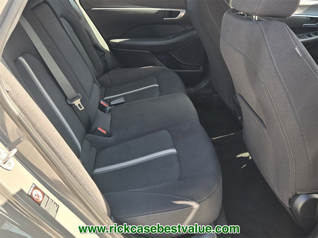 Used 2023 Hyundai Sonata SEL image 16
