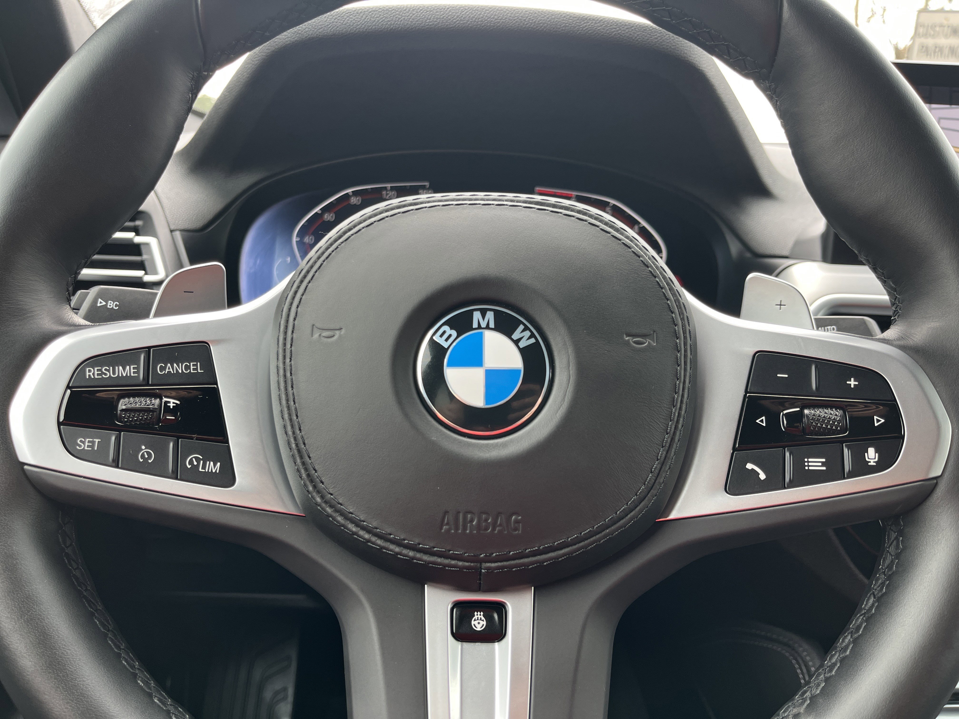 Used 2025 BMW X4 xDrive30i image 13