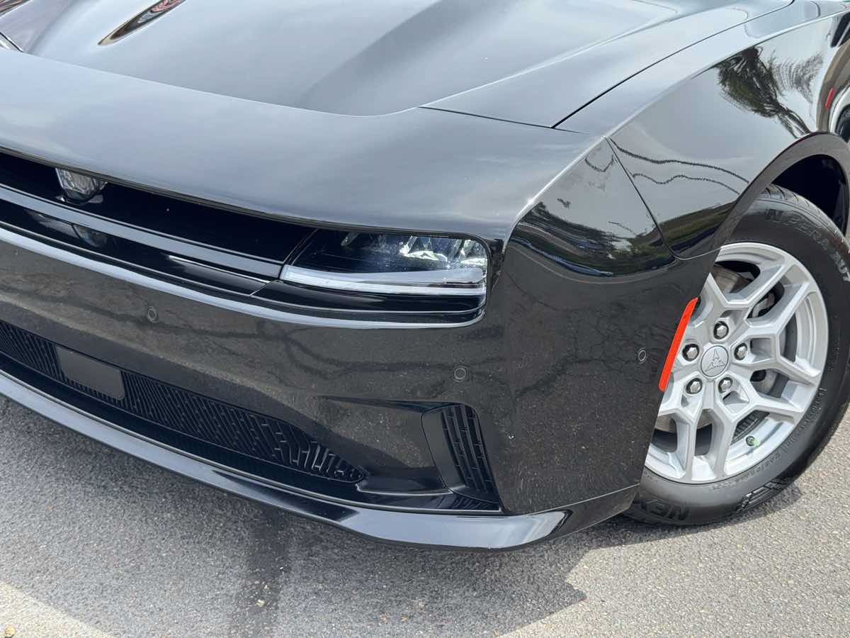 Used 2025 Dodge Charger Daytona R/T w/ Quick Order Package 25M R/T AWD/4WD image 3