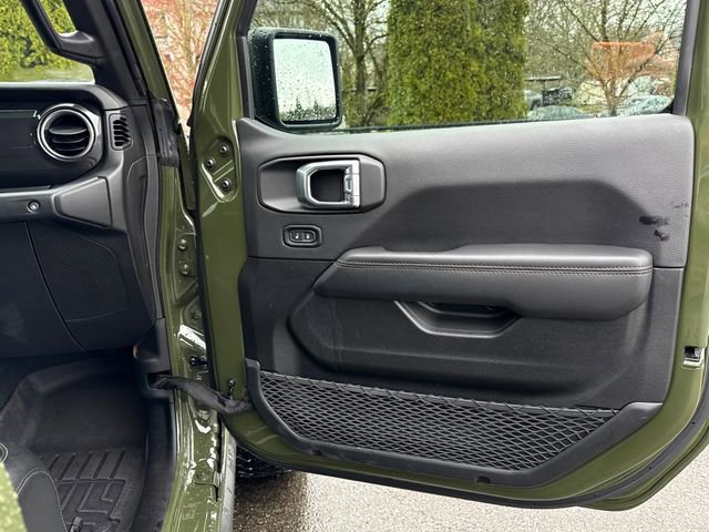 Used 2021 Jeep Wrangler Unlimited Rubicon image 28