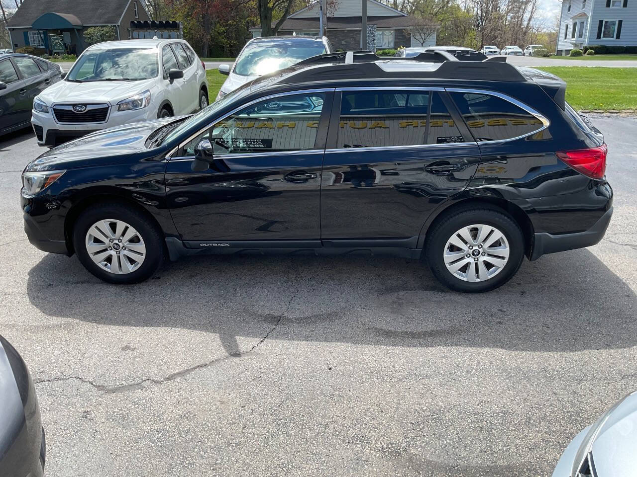 Used 2018 Subaru Outback 2.5i Premium AWD/4WD image 6