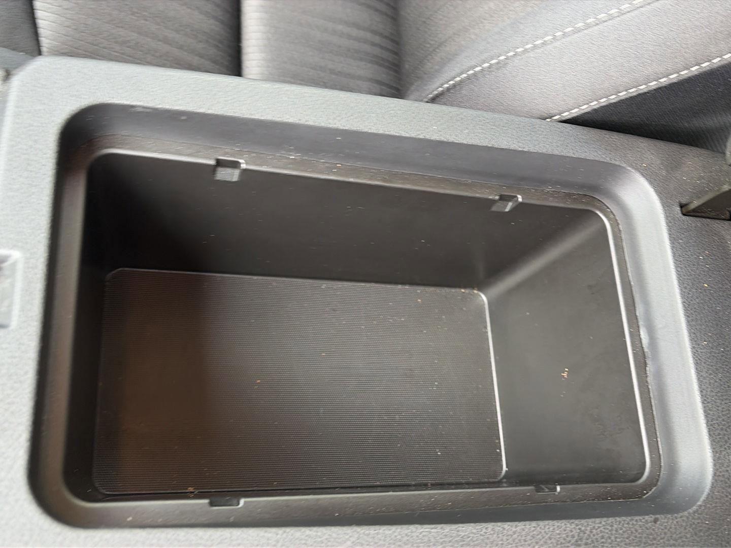 Used 2024 Nissan Altima 2.5 SV FWD image 12