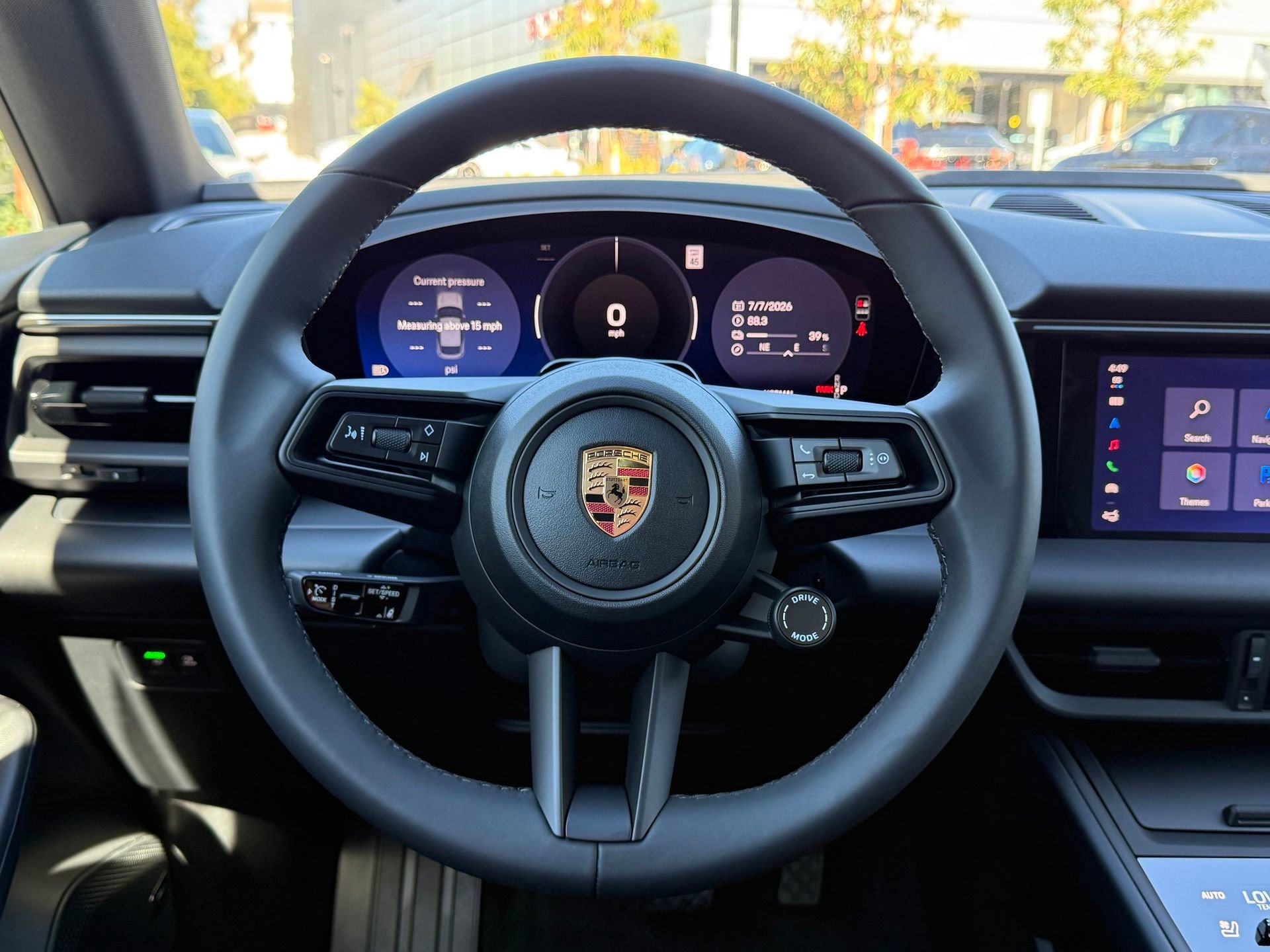 Used 2026 Porsche Macan Electric RWD image 15