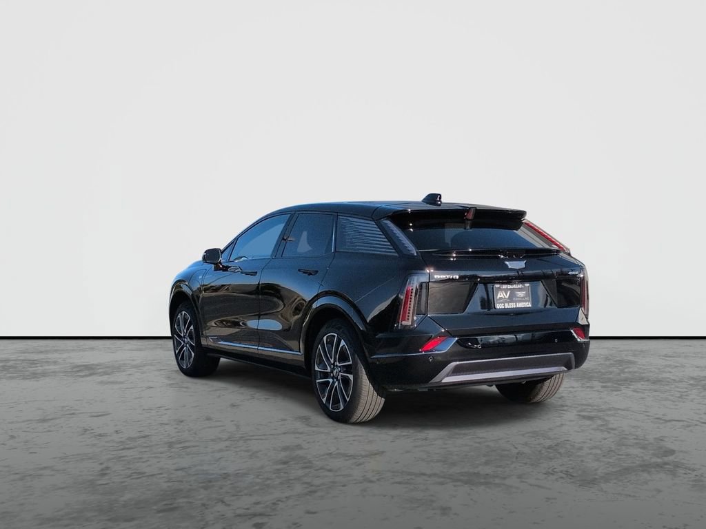 Certified 2026 Cadillac Optiq Sport 2 w/ LPO, Floor Liner Package image 6