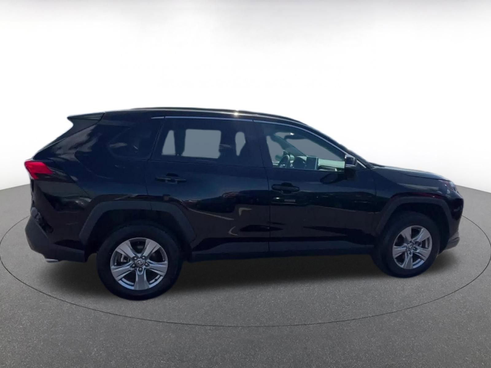 Used 2025 Toyota RAV4 XLE w/ Weather Package image 15