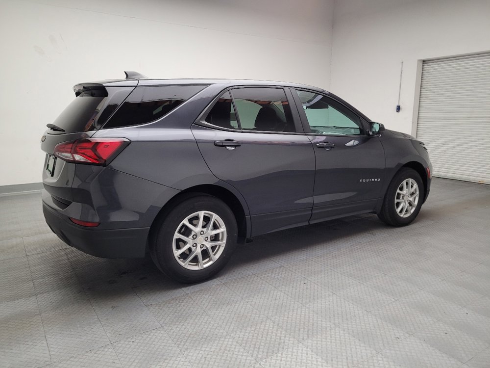 Used 2022 Chevrolet Equinox LS w/ LS Convenience Package image 10