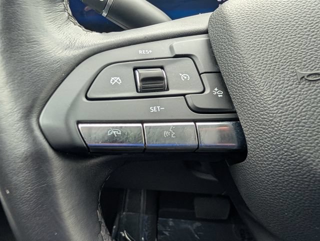 Used 2025 Cadillac XT4 Premium Luxury AWD/4WD image 19
