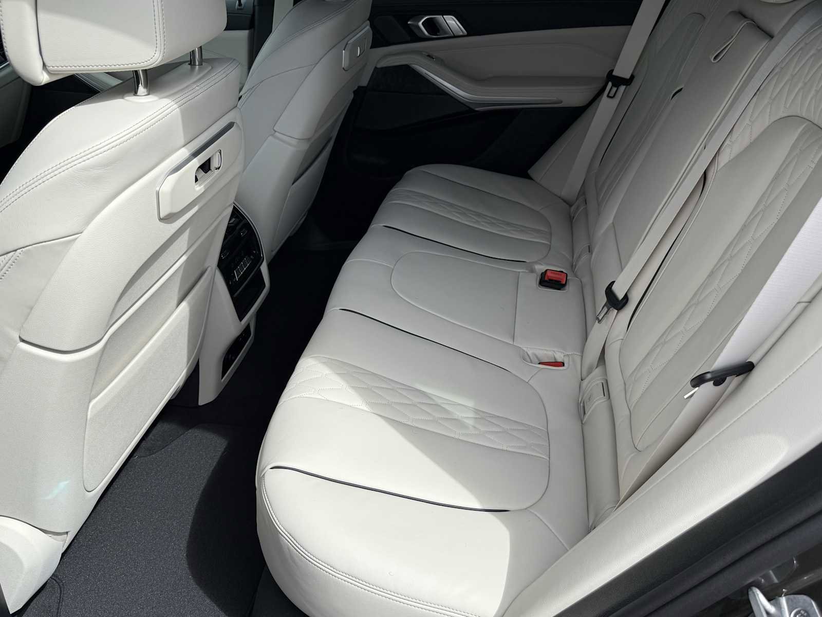 New 2026 BMW X5 xDrive40i w/ M Sport Package image 30