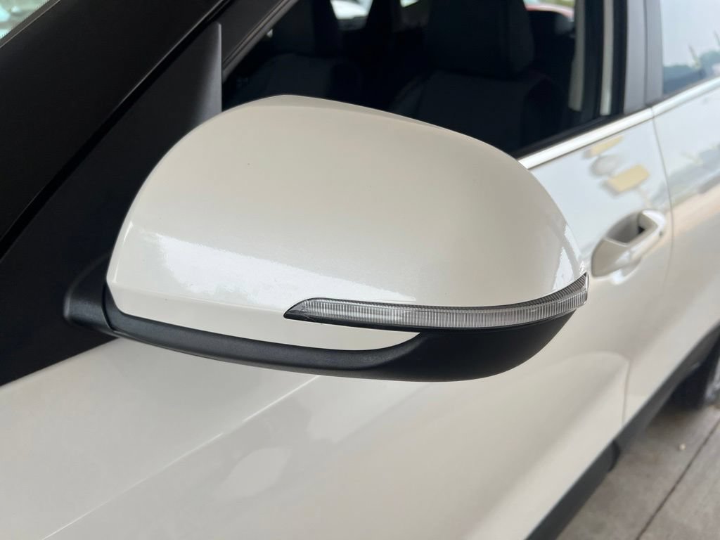 Certified 2023 Kia Seltos S FWD image 32