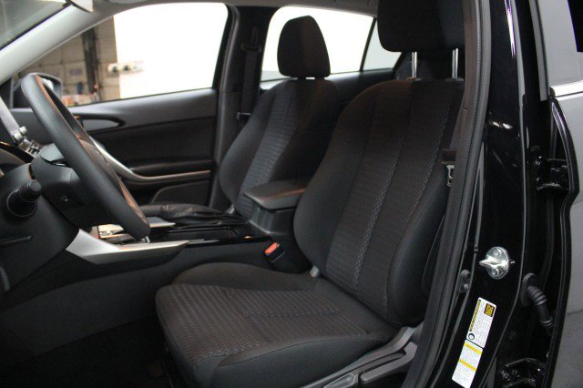New 2026 Mitsubishi Eclipse Cross LE image 7