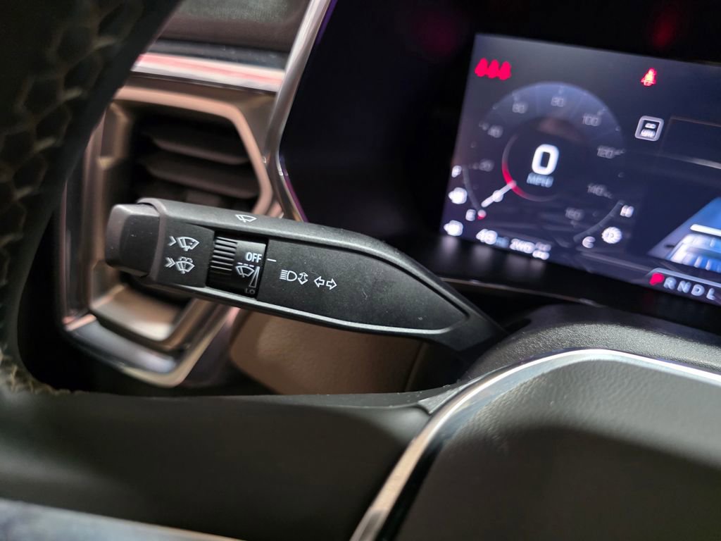 Certified 2024 GMC Canyon Denali AWD/4WD image 29
