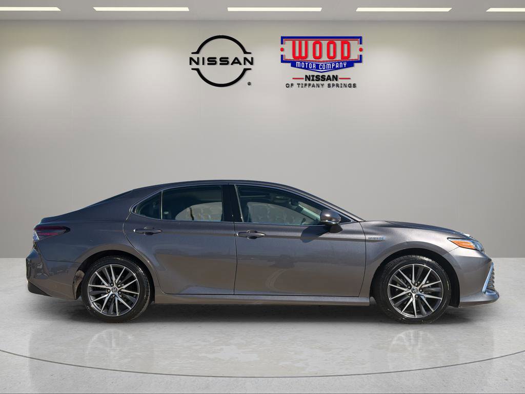 Used 2021 Toyota Camry XLE w/ Navigation Upgrade Package image 2