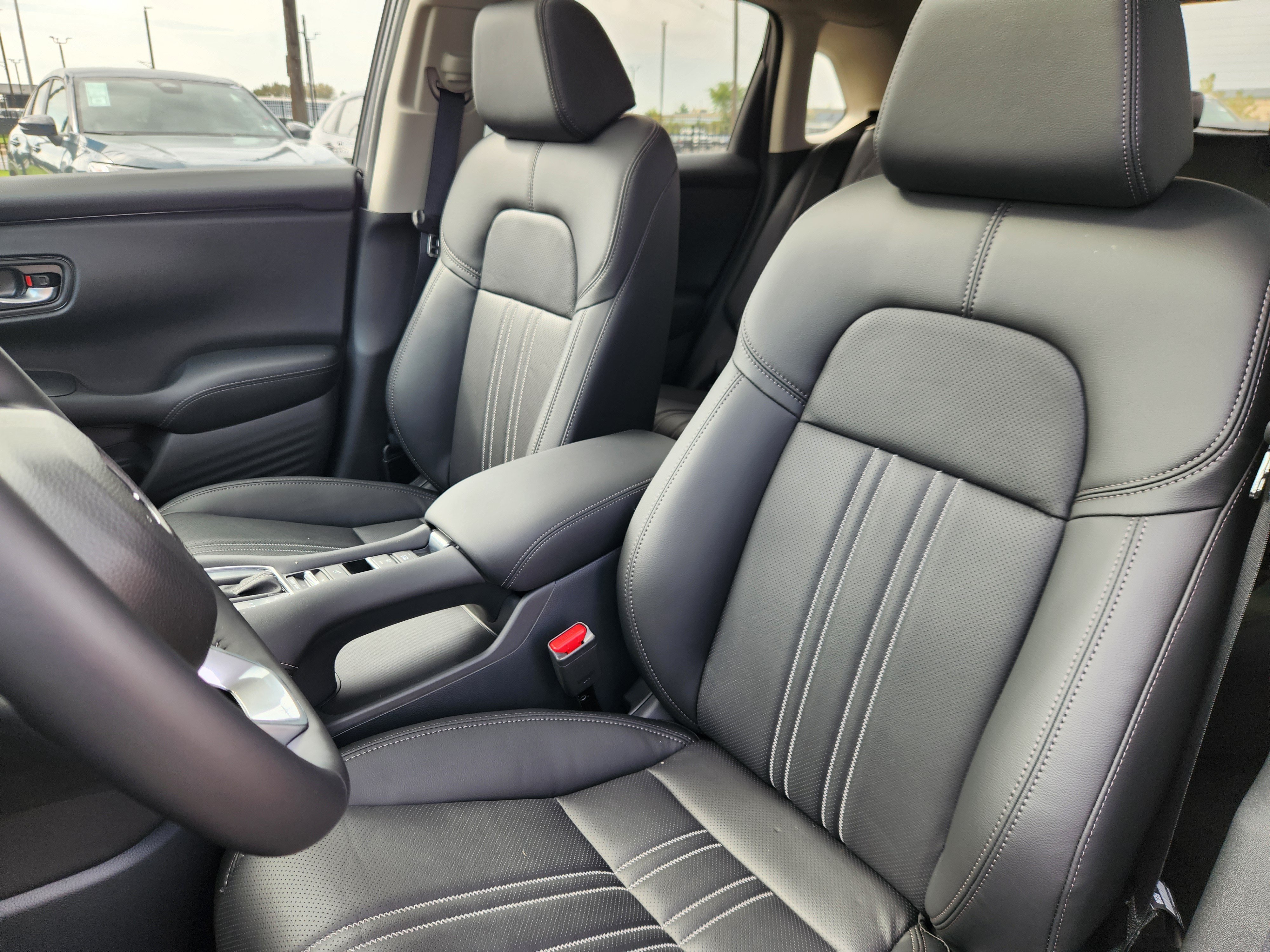 New 2027 Honda HR-V EX-L image 8