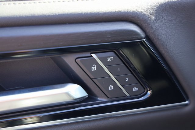 New 2026 GMC Yukon XL Denali w/ Denali Reserve Package image 18