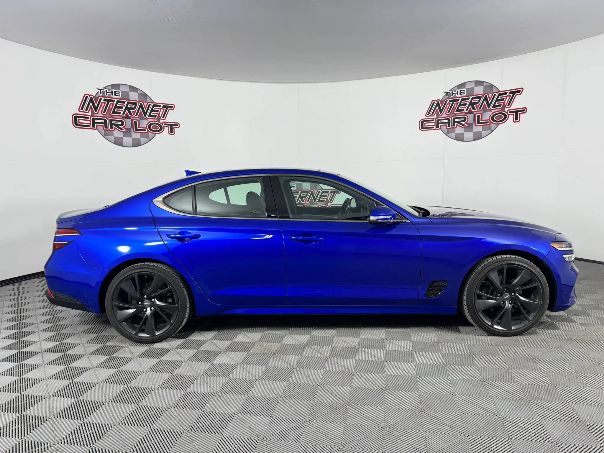 Used 2023 Genesis G70 2.0T w/ Sport Prestige Package AWD/4WD image 8