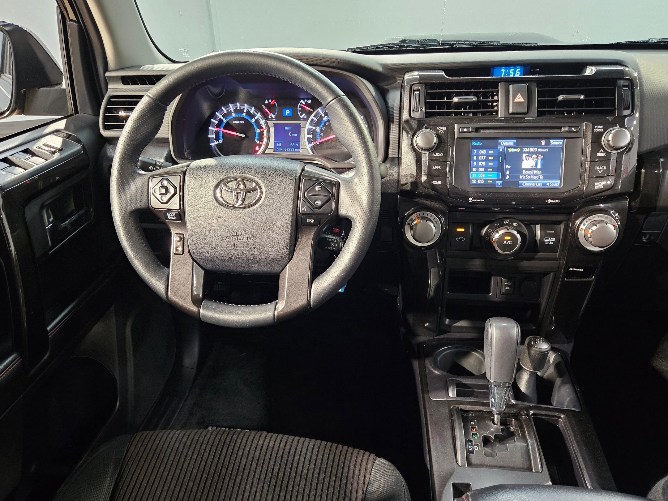 Used 2015 Toyota 4Runner Trail AWD/4WD image 9