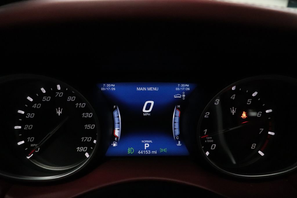 Used 2020 Maserati Levante GranSport image 35