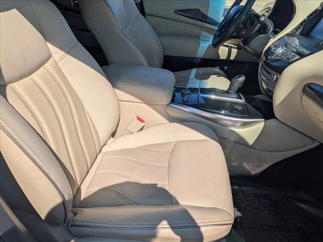 Used 2016 INFINITI QX60 AWD w/ Premium Package image 19