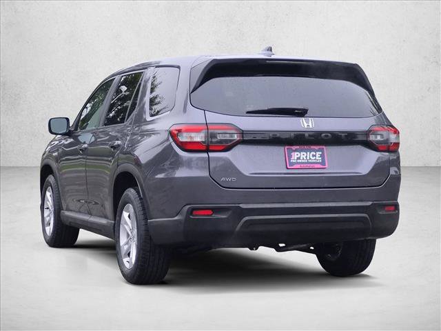 Certified 2024 Honda Pilot LX image 8