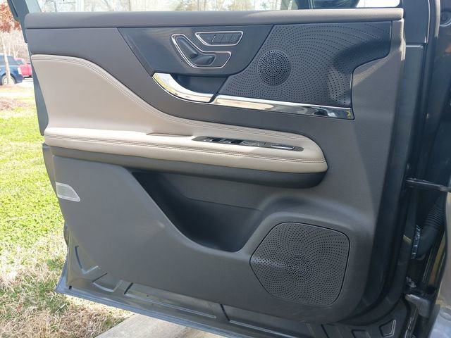 Used 2023 Lincoln Corsair AWD w/ Equipment Group 101A image 27