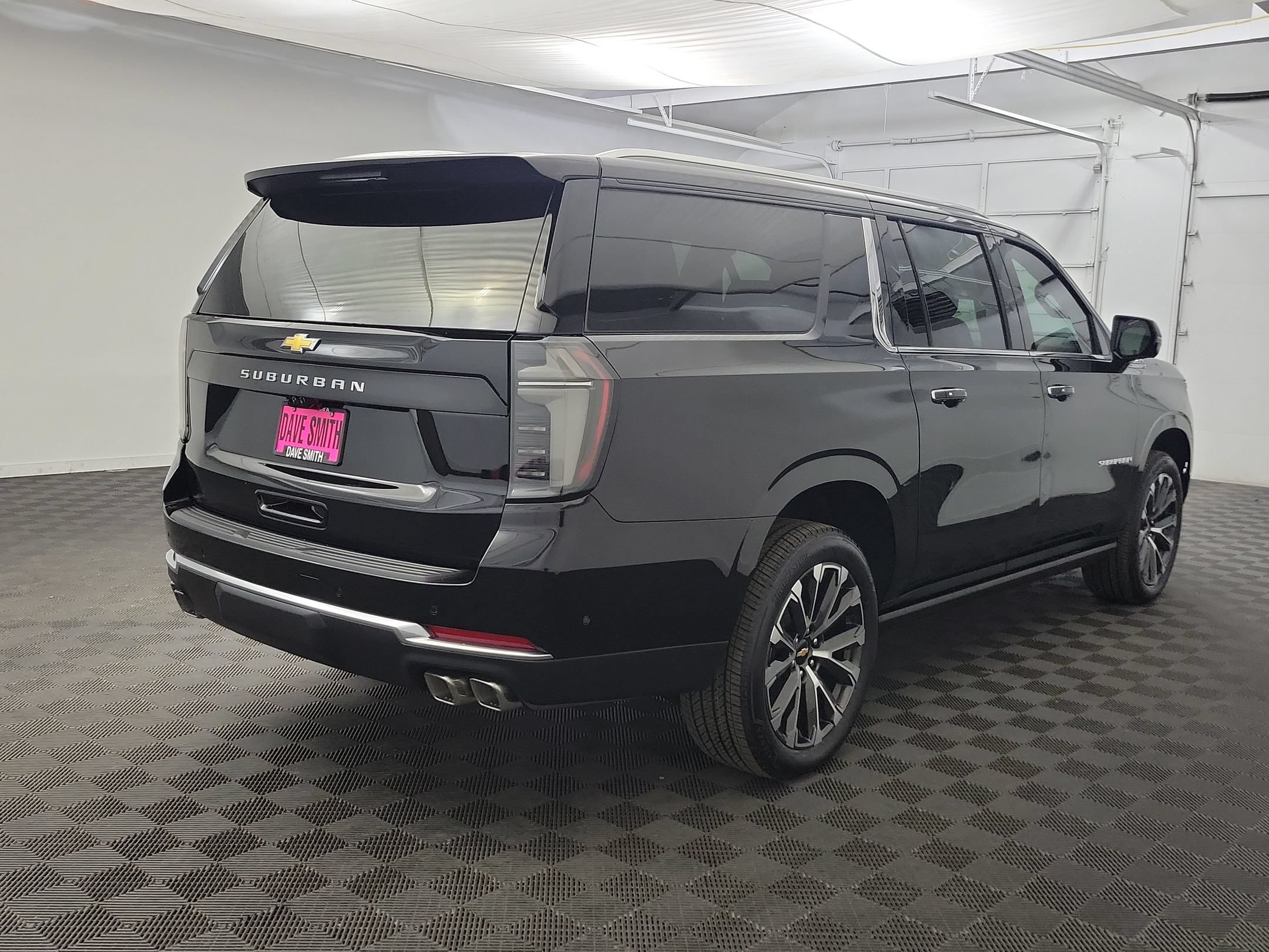 New 2026 Chevrolet Suburban High Country AWD/4WD image 7